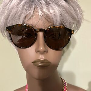 Macjero Tortoise Shell Fashion Sunglasses.  NWT